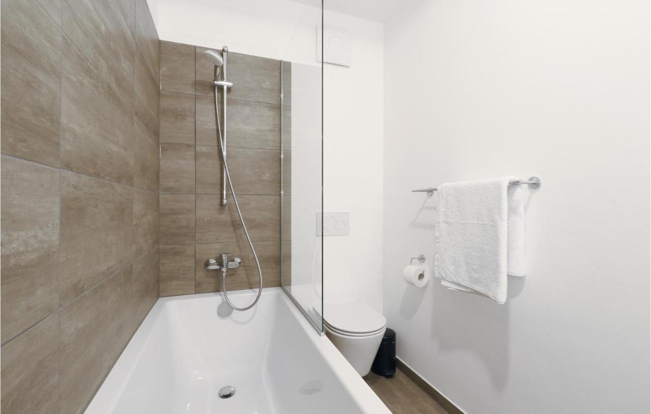 Lovely Apartment In Lembruch-Duemmer See Экстерьер фото